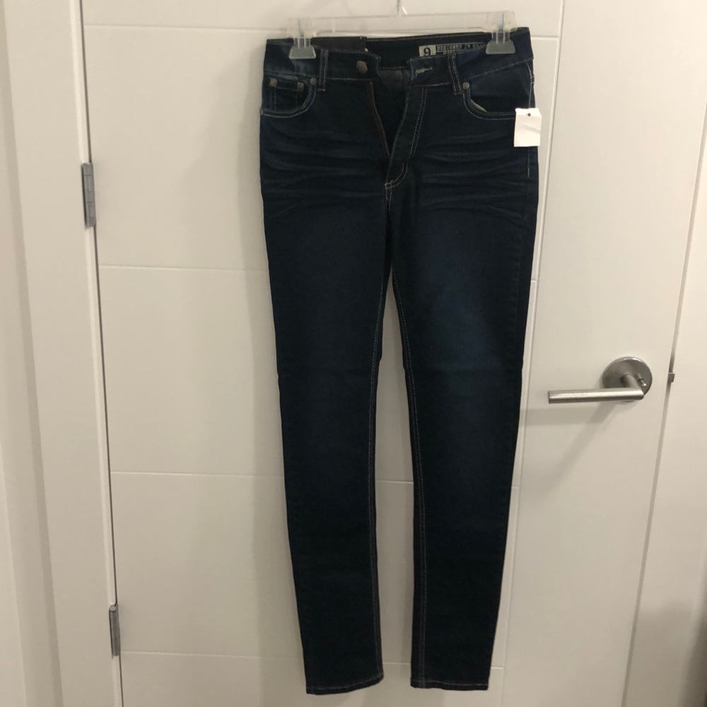 Dark denim stretch jean